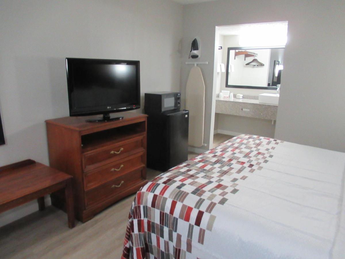 Red Roof Inn Walton - Richwood Dış mekan fotoğraf