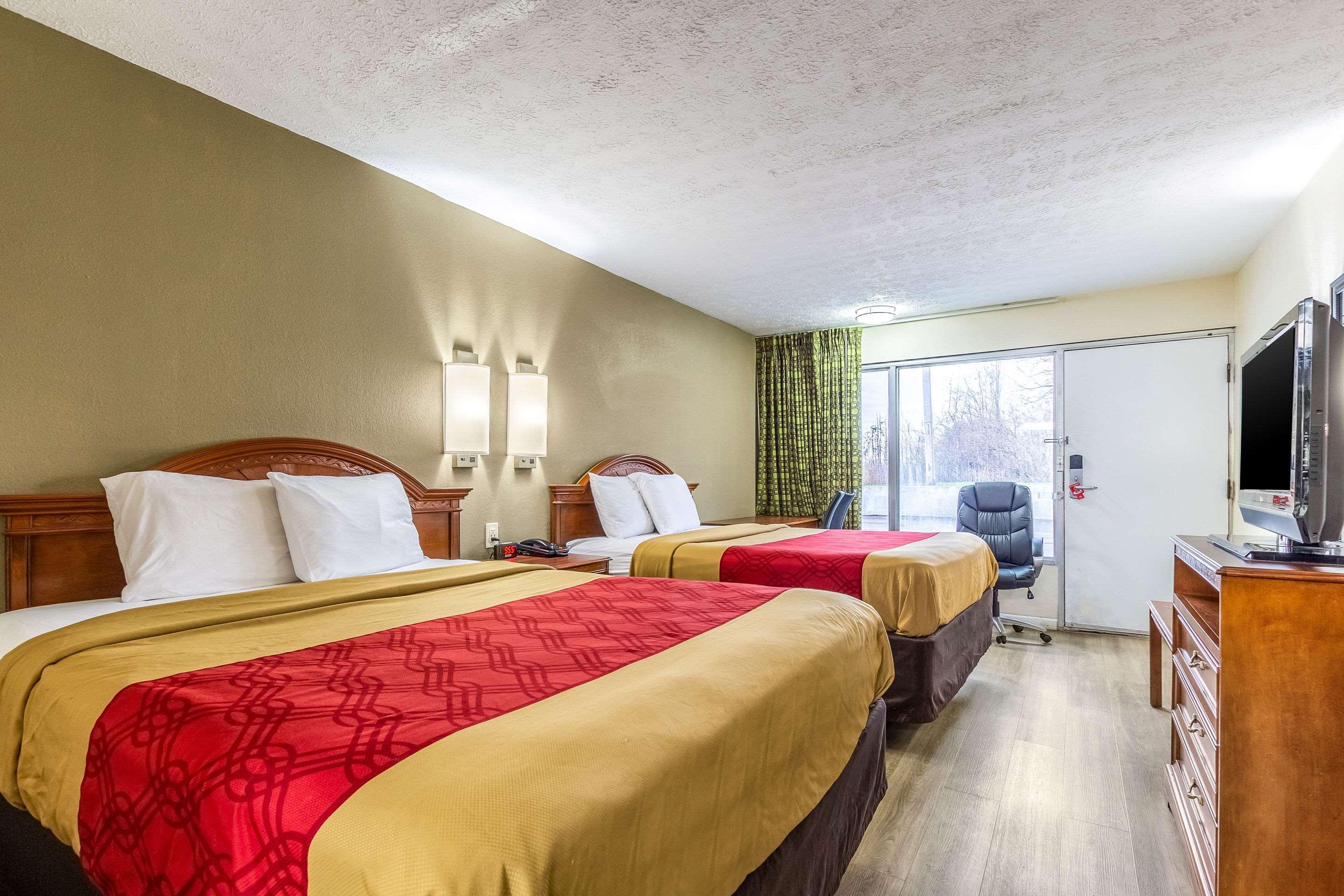 Red Roof Inn Walton - Richwood Dış mekan fotoğraf