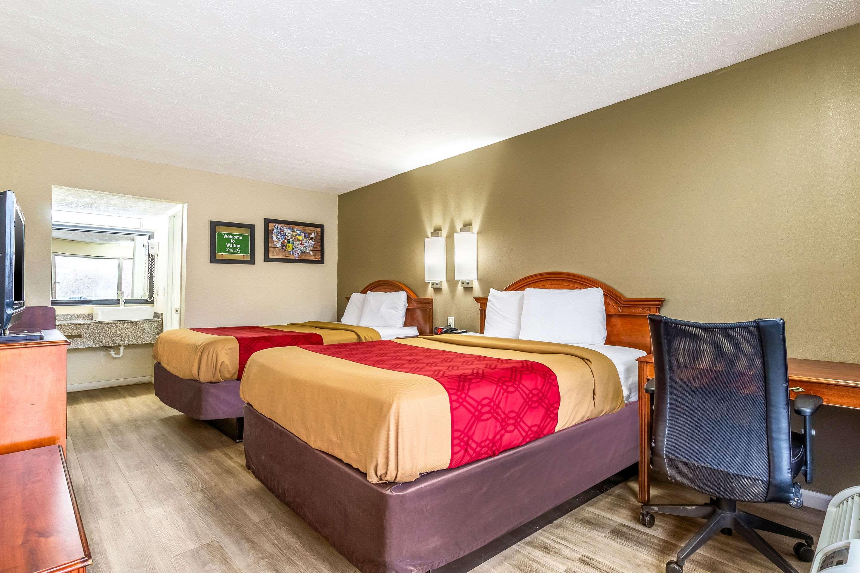 Red Roof Inn Walton - Richwood Dış mekan fotoğraf