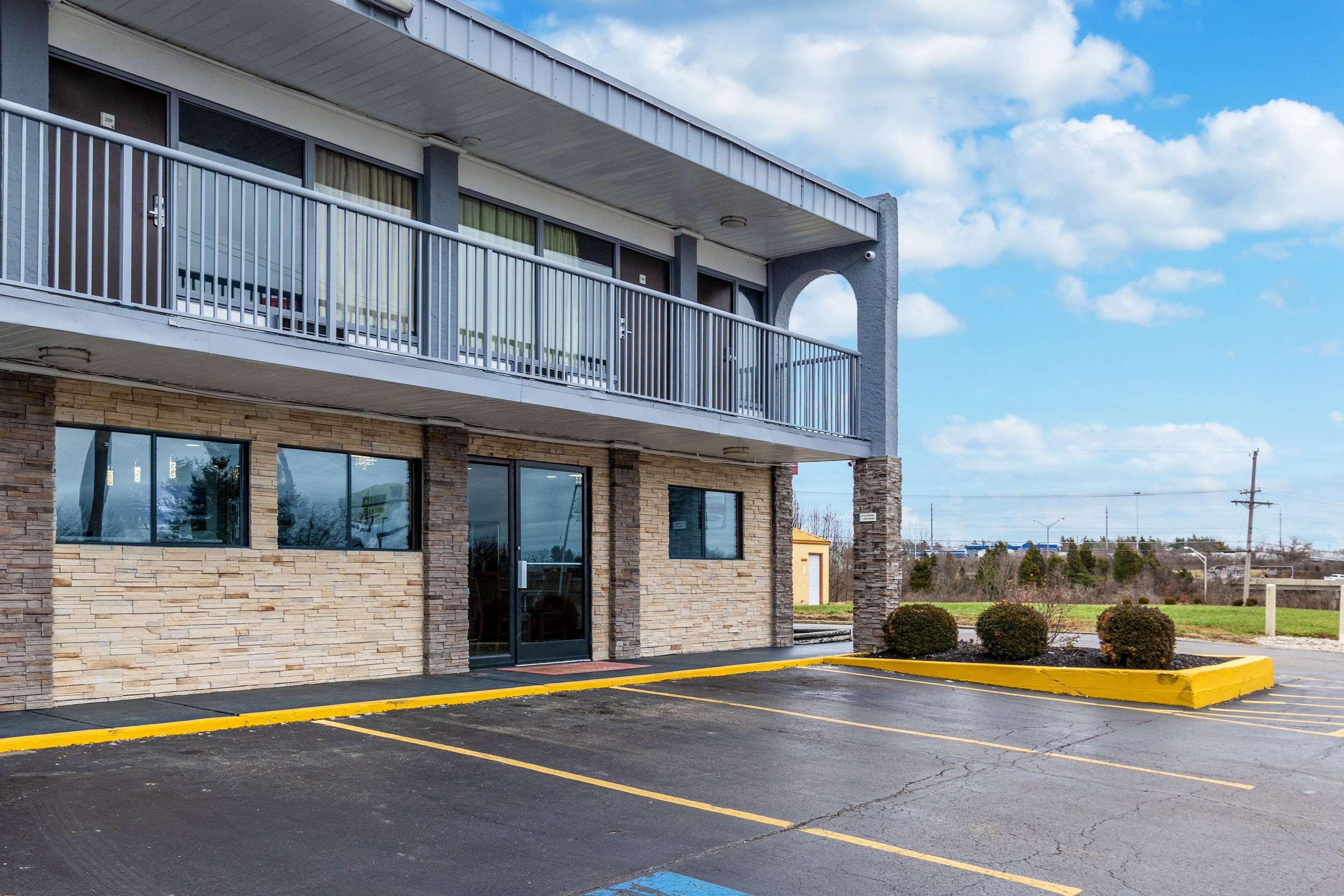 Red Roof Inn Walton - Richwood Dış mekan fotoğraf